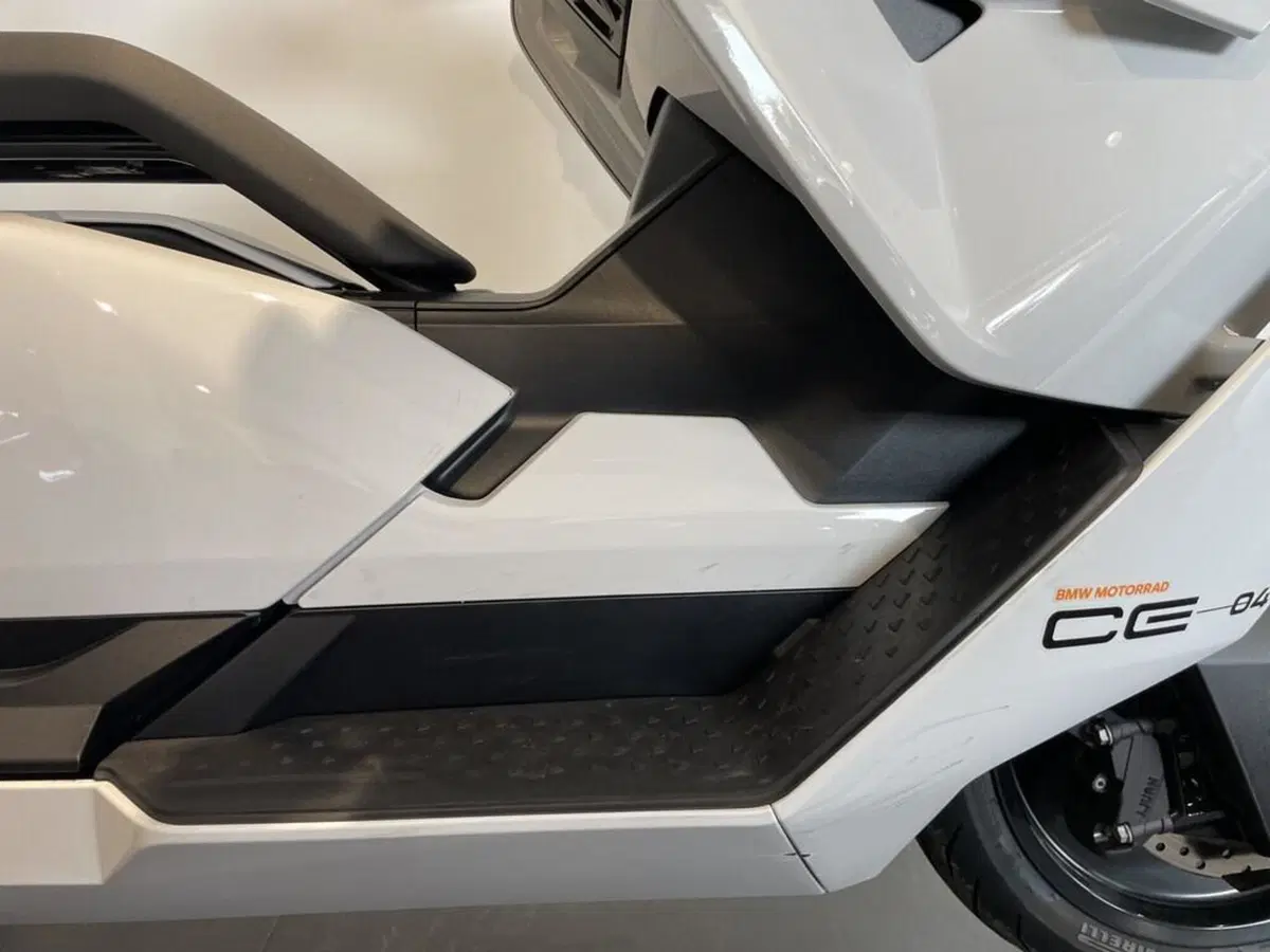 Bmw CE 04 (2021 - 25) (7)