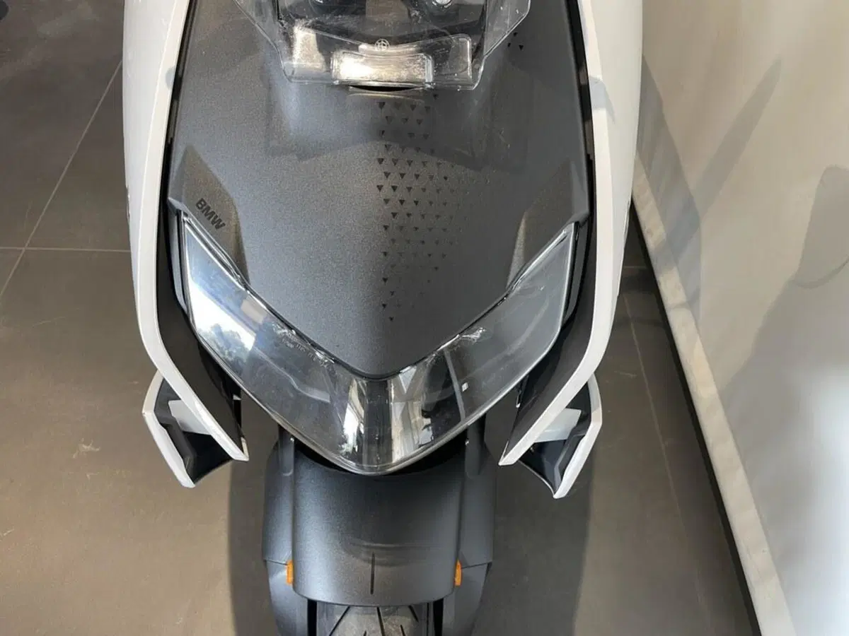 Bmw CE 04 (2021 - 25) (12)