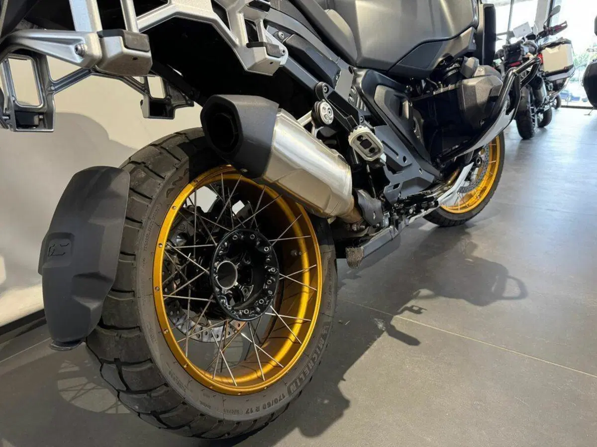 Bmw R 1300 GS Adventure (2025 - 26) (9)