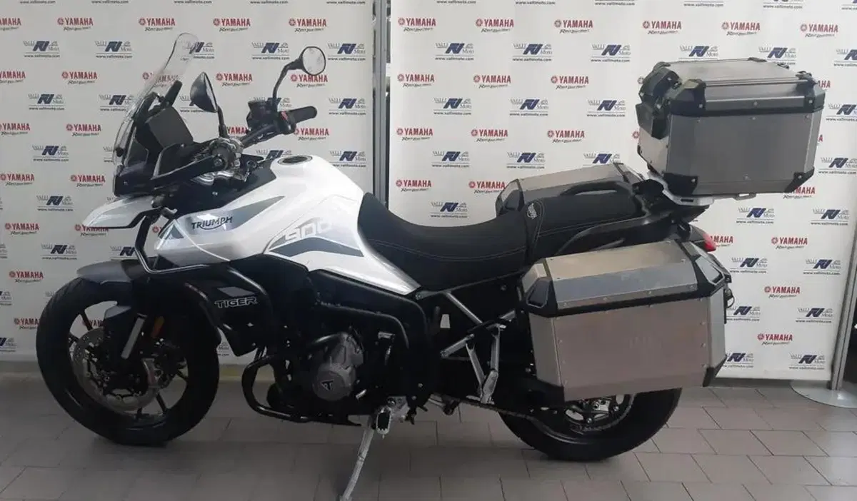 Triumph Tiger 900 GT (2020 - 23) (2)