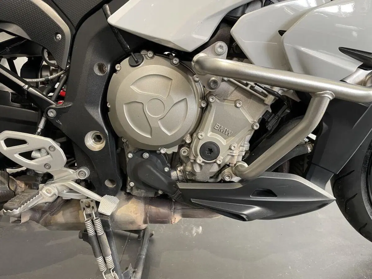Bmw S 1000 XR (2015 - 16) (6)