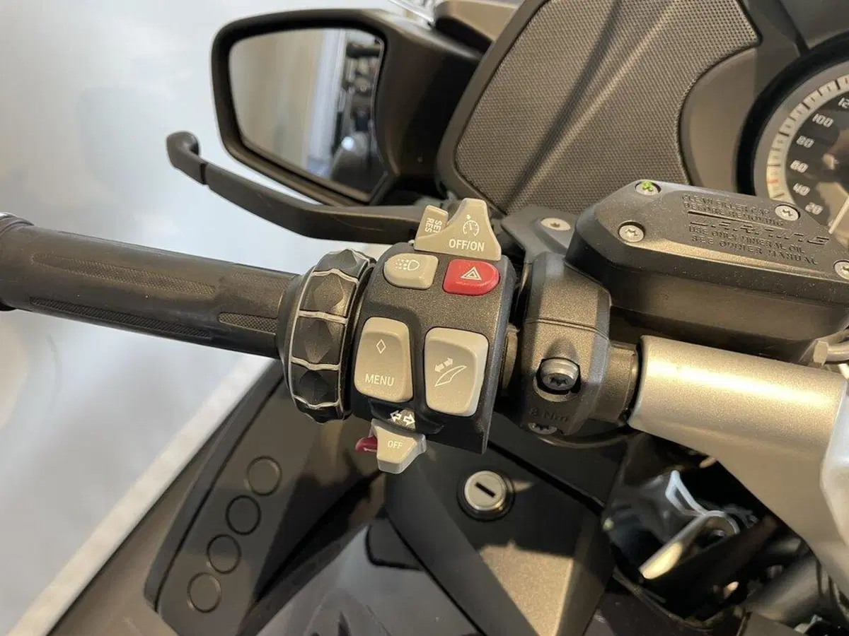 Bmw R 1200 RT (2017 - 18) (7)