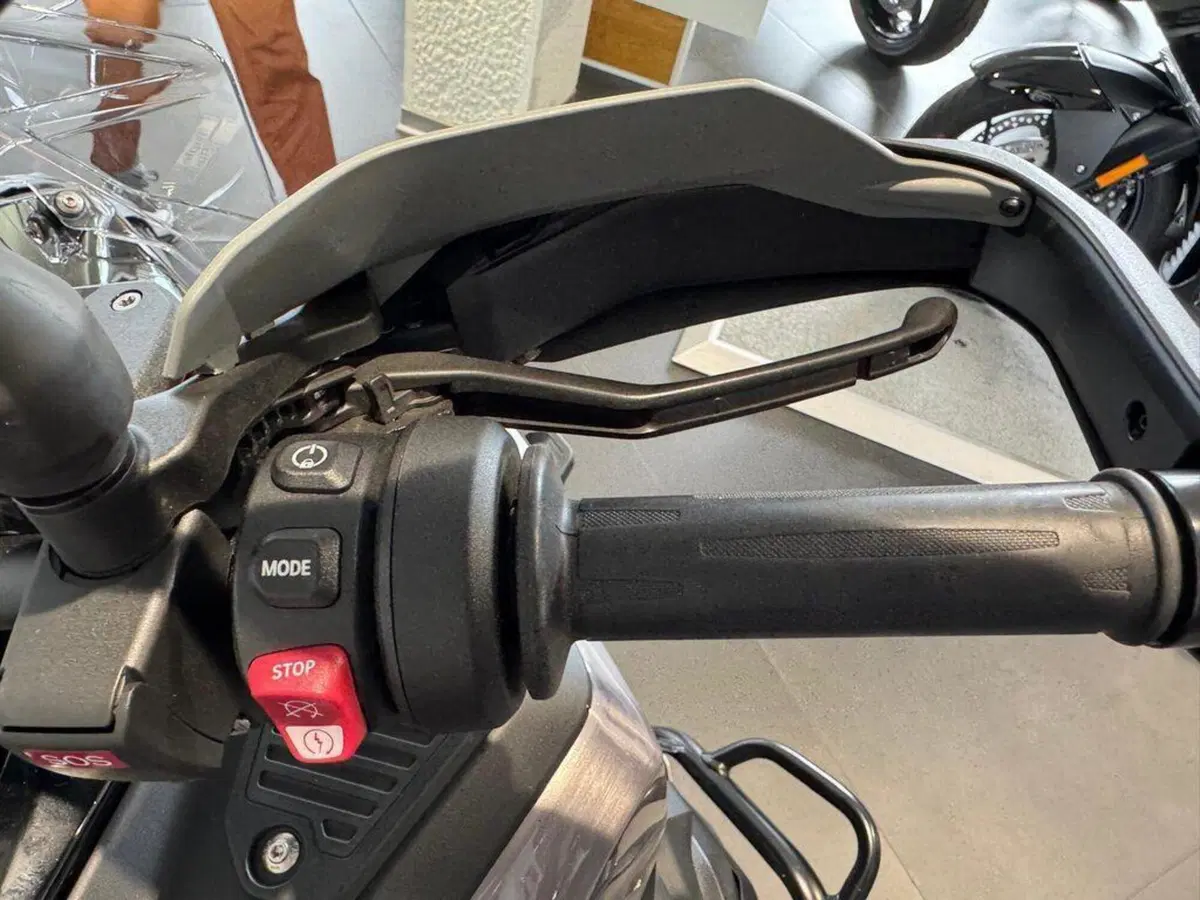 Bmw R 1300 GS Adventure Triple Black (2025 - 26) (4)