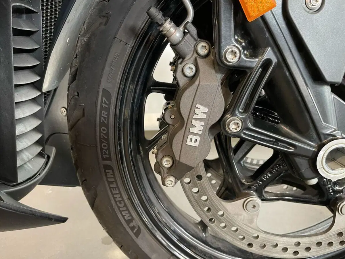 Bmw K 1600 GT (2022 - 27) (12)