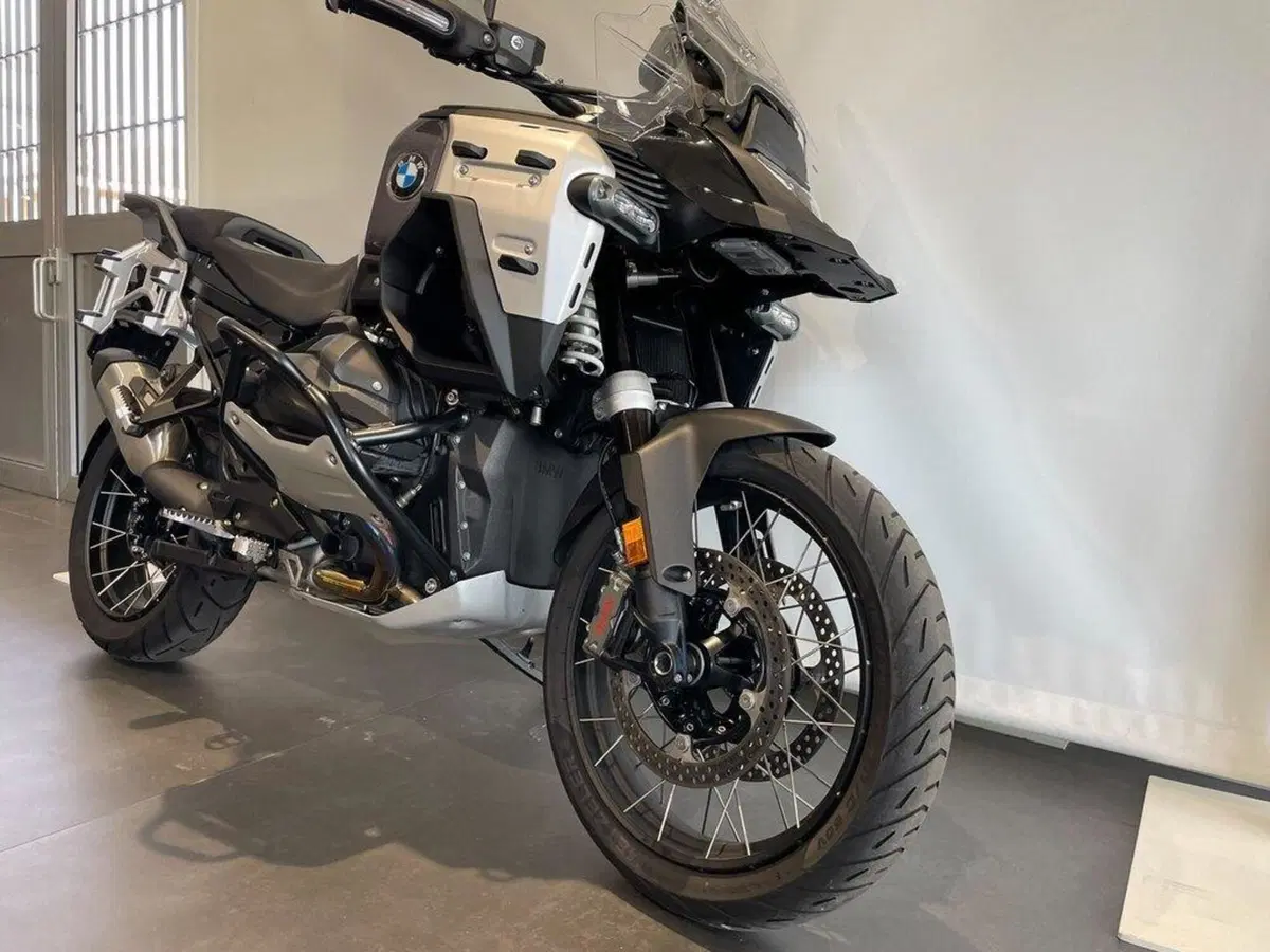 Bmw R 1300 GS Adventure Triple Black (2025 - 26) (5)