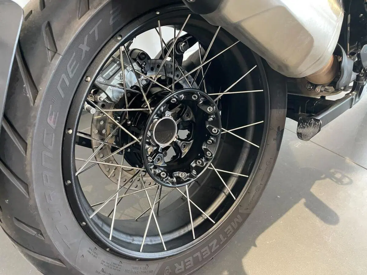 Bmw R 1300 GS Adventure Triple Black (2025 - 26) (11)