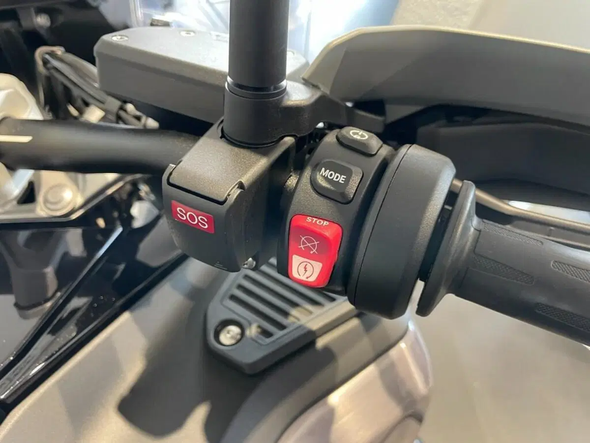 Bmw R 1300 GS Adventure Triple Black (2025 - 26) (15)