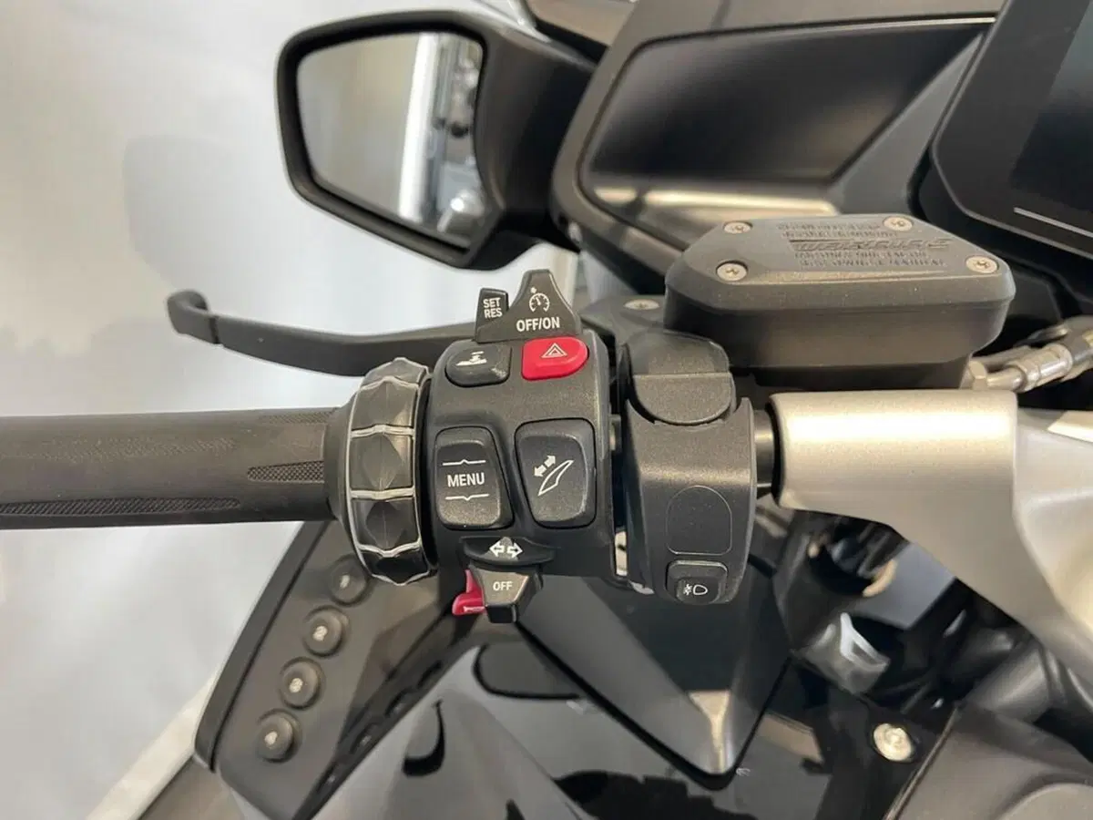 Bmw R 1250 RT (2021 - 25) (7)