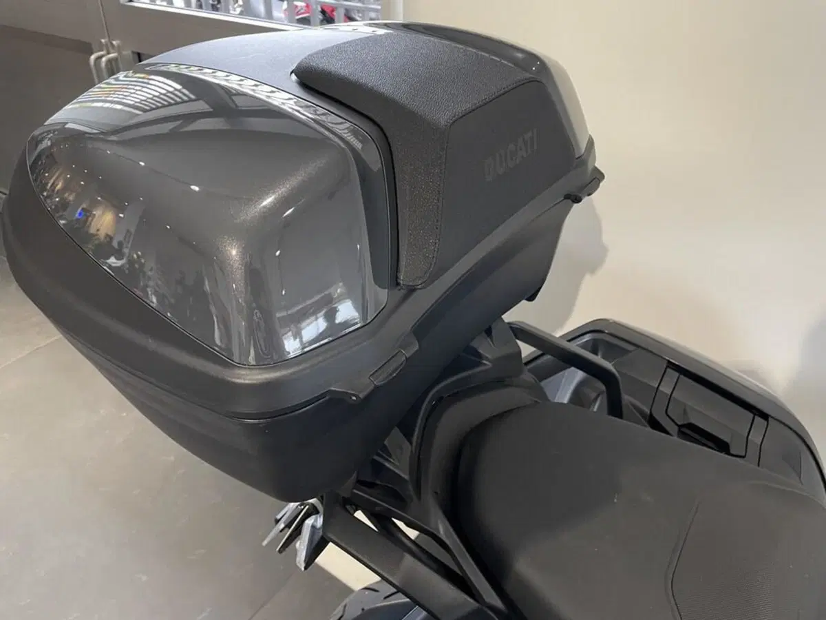 Ducati Multistrada V2 S (2022 - 24) (2)
