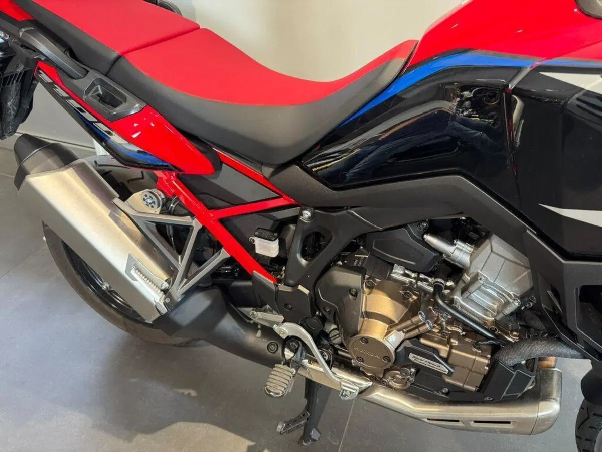 Honda Africa Twin CRF 1100L Urban DCT (2022 - 23) (4)