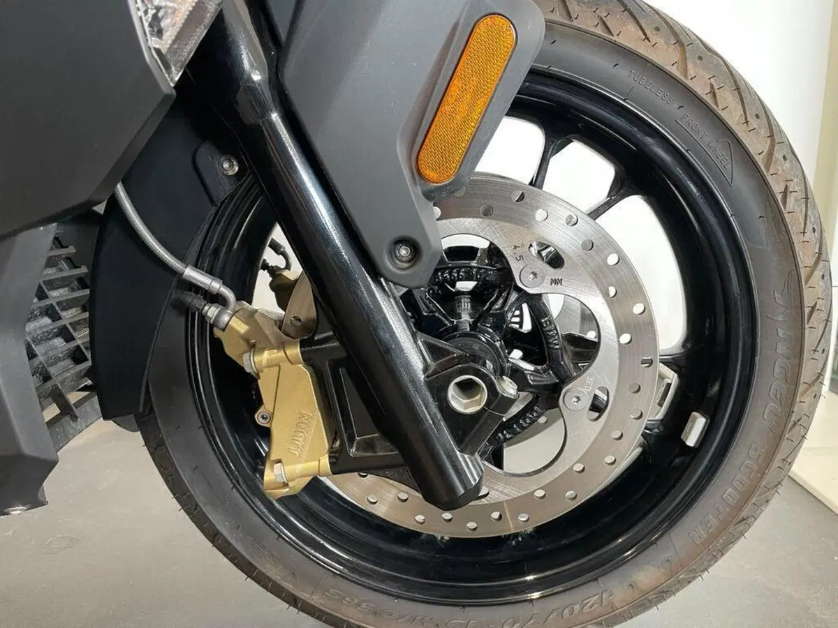 Bmw C 400 GT (2021 - 24) (9)