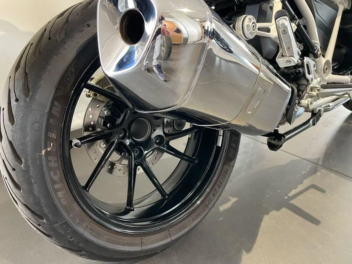 Bmw R 1250 R (2021 - 25) (7)