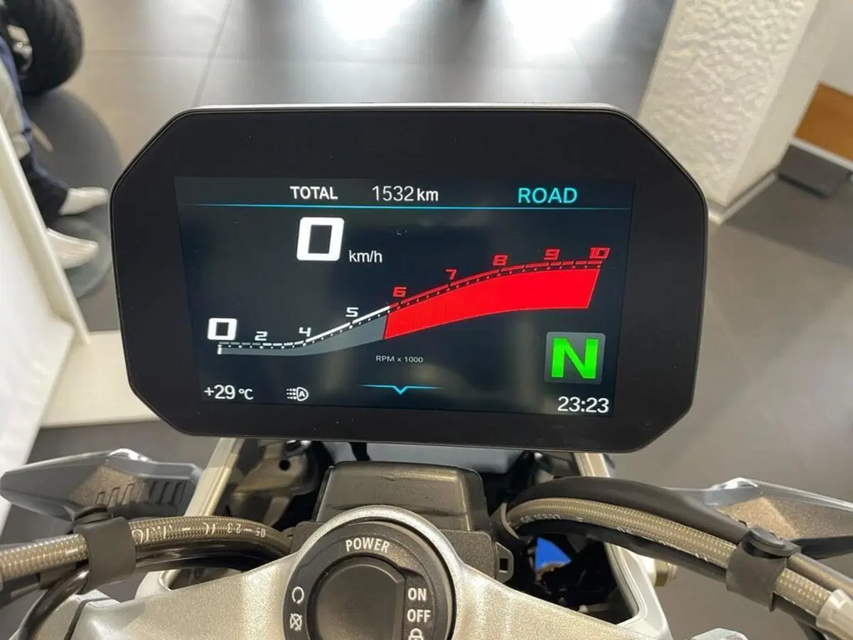 Bmw R 1250 R (2021 - 25) (14)