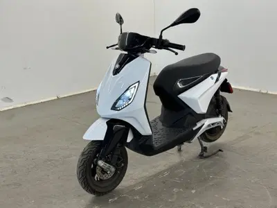 Piaggio 1 (2022 - 26) usata