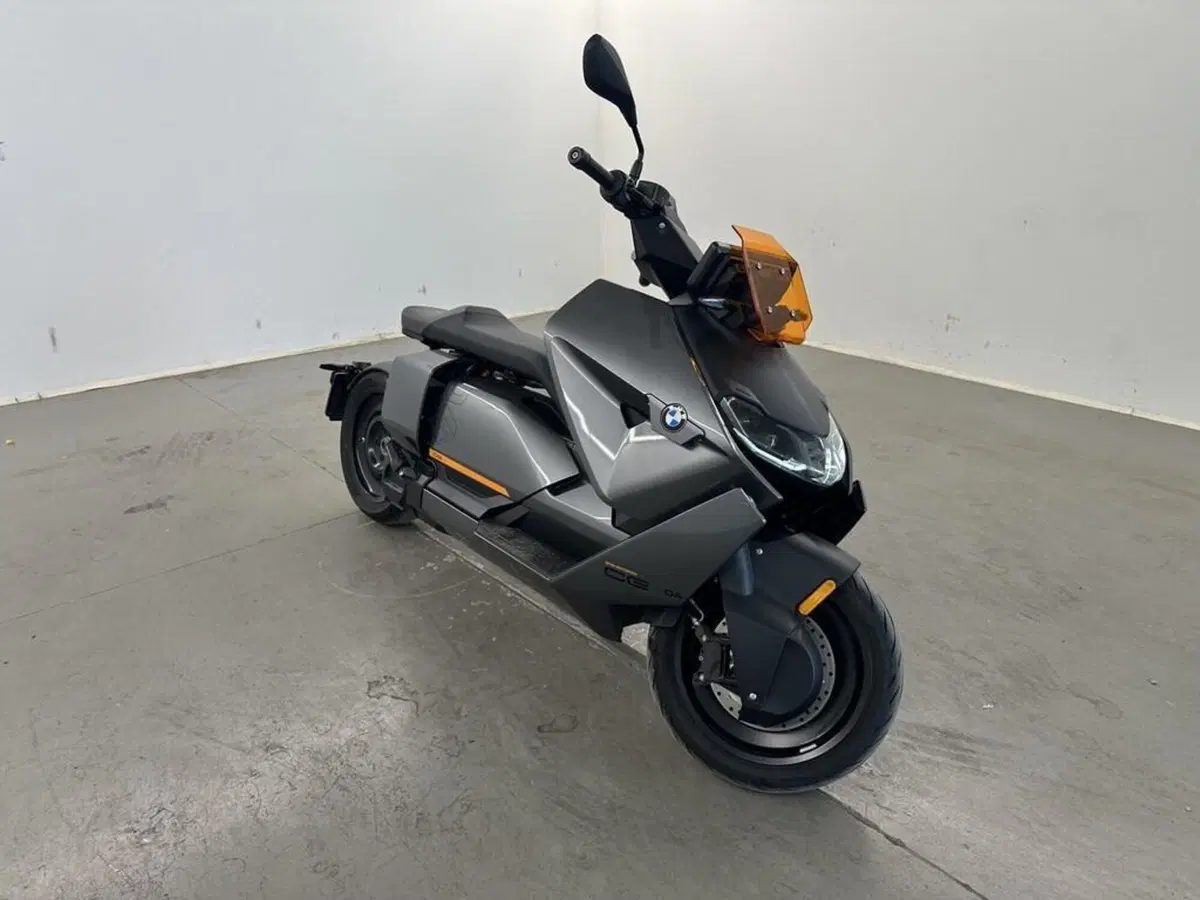 Bmw CE 04 (2021 - 25) (5)