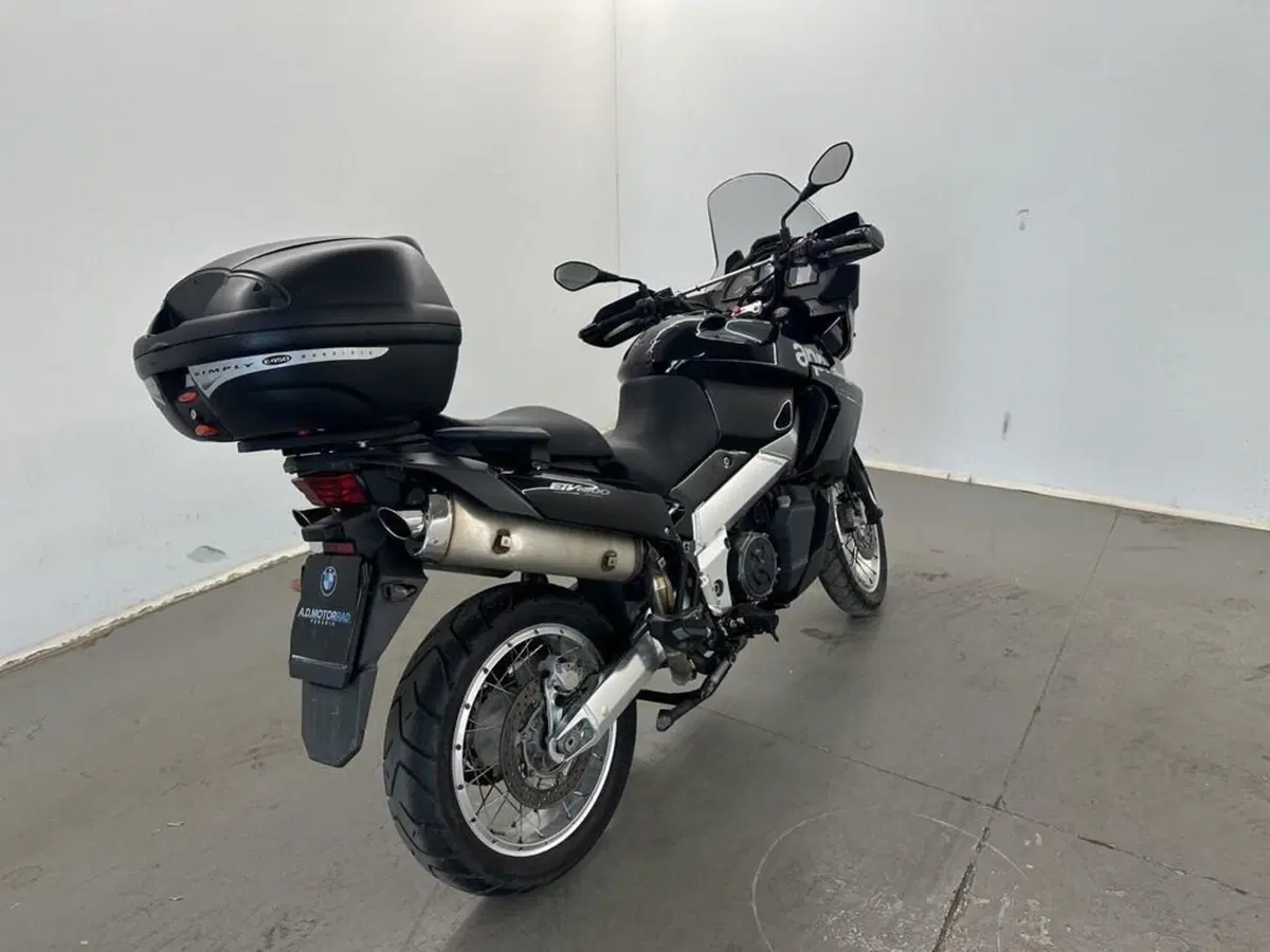 Aprilia Caponord ETV 1000 (2001 - 04) (3)