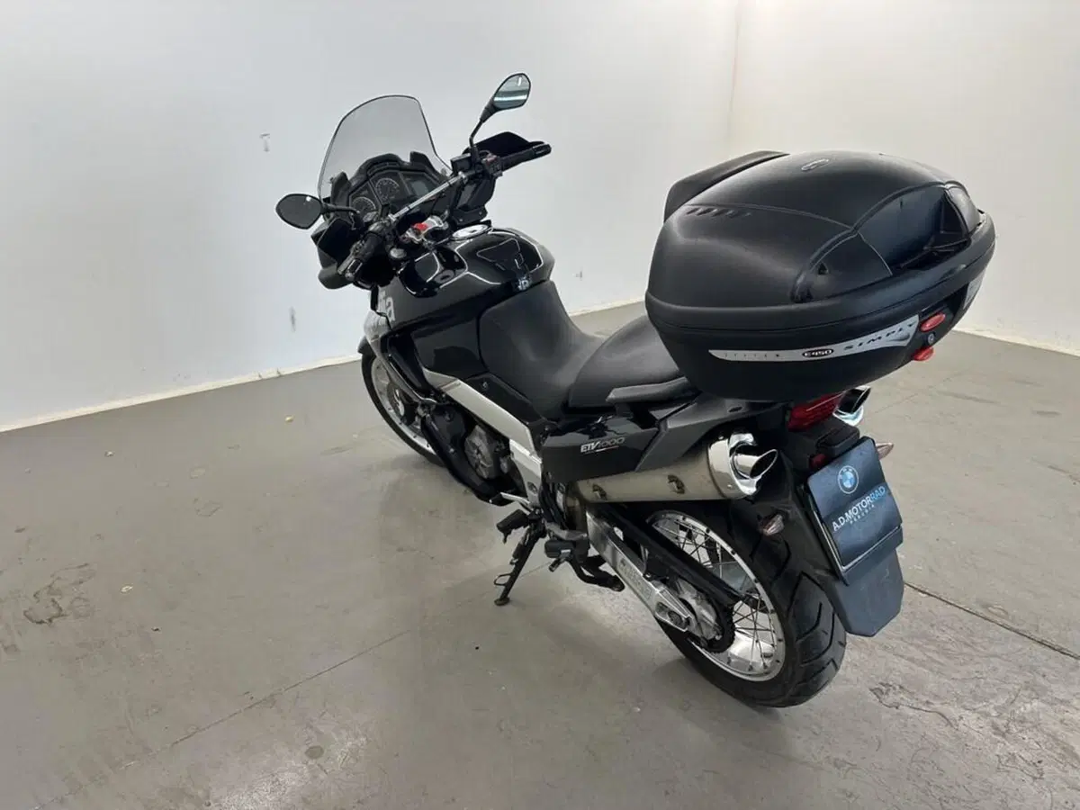 Aprilia Caponord ETV 1000 (2001 - 04) (7)
