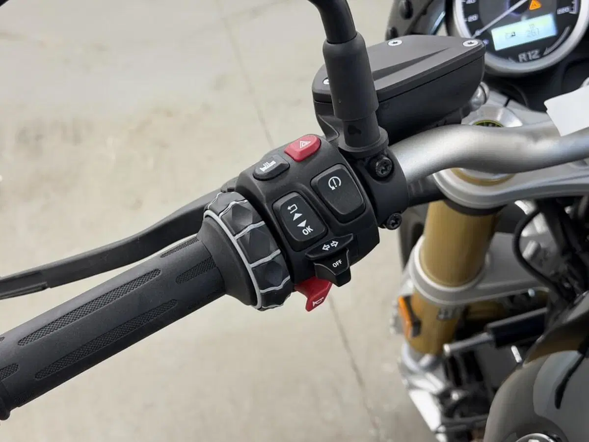 Bmw R 12 nineT (2023 - 26) (15)