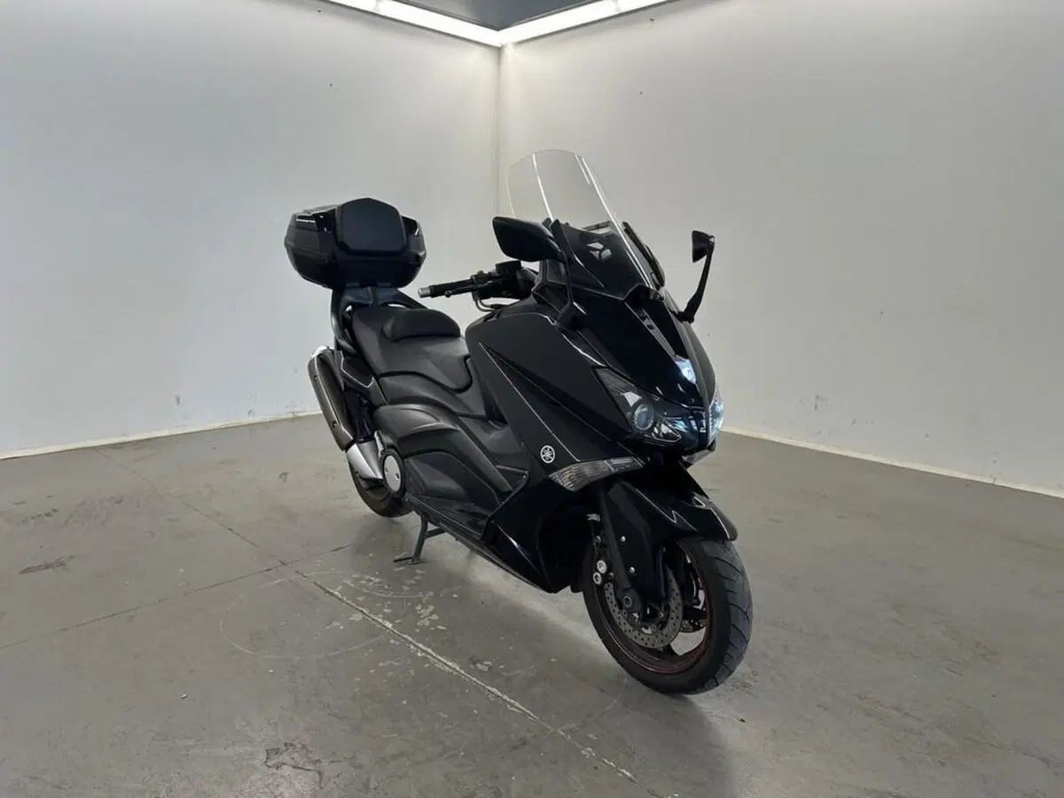 Yamaha T-Max 530 (2012 - 14) (2)