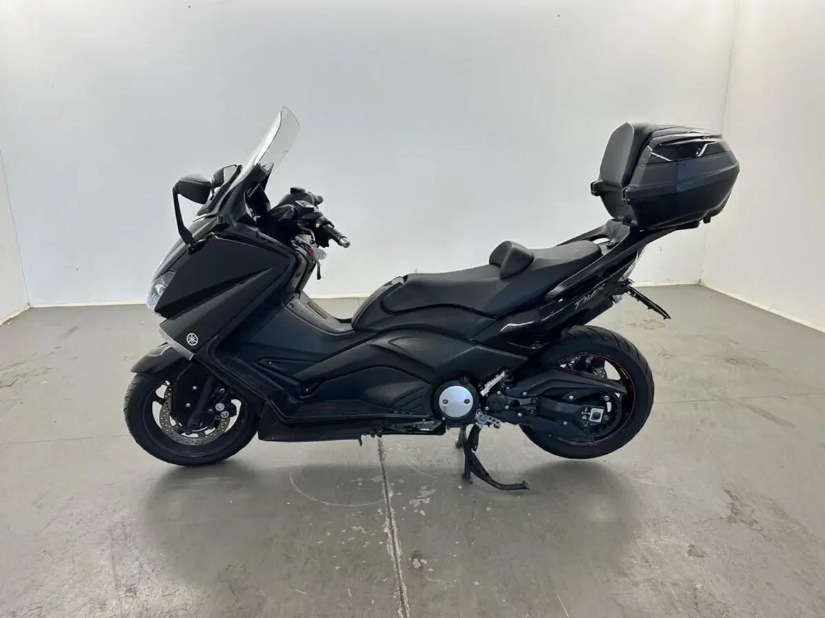 Yamaha T-Max 530 (2012 - 14) (4)