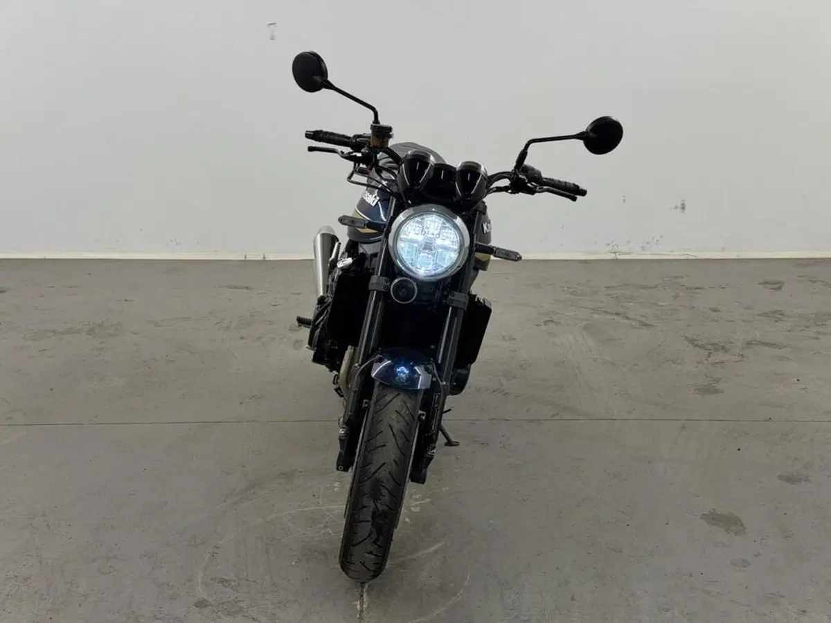 Kawasaki Z 900 RS SE (2022 - 25) (7)