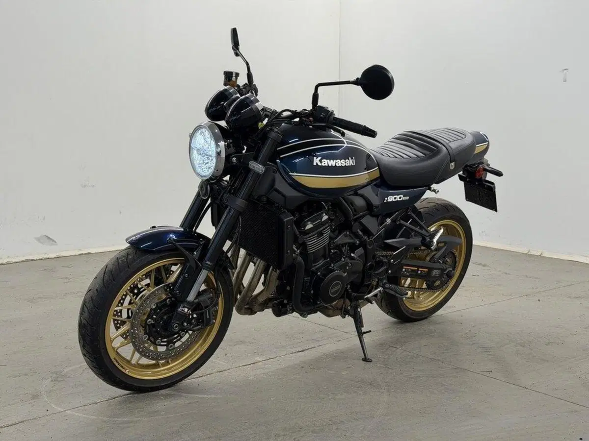 Kawasaki Z 900 RS SE (2022 - 25)