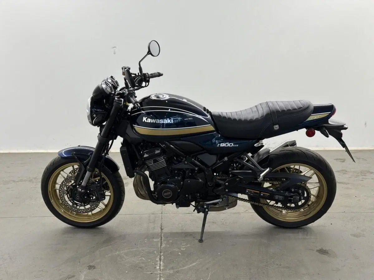 Kawasaki Z 900 RS SE (2022 - 25) (12)
