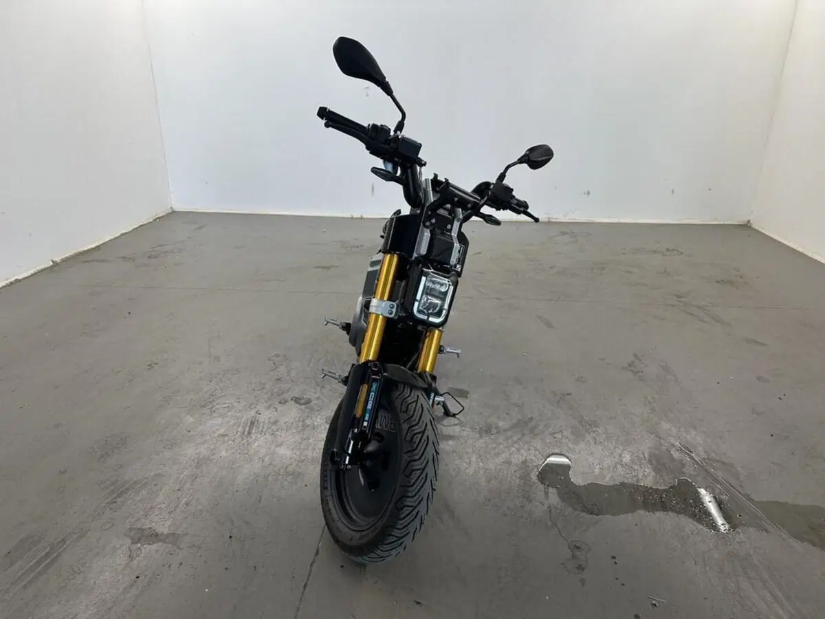 Bmw CE 02 AM (2024 - 26) (2)