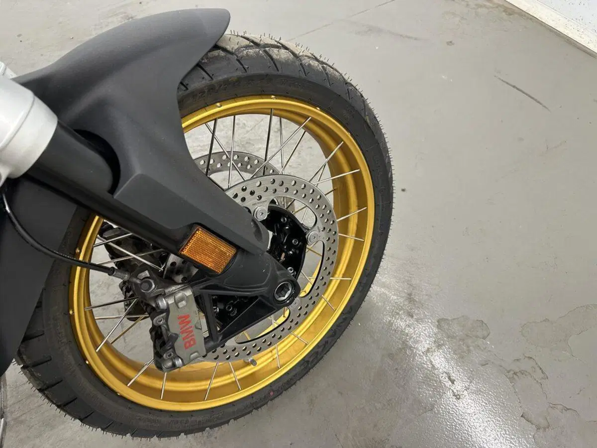 Bmw R 1300 GS (2023 - 26) (9)