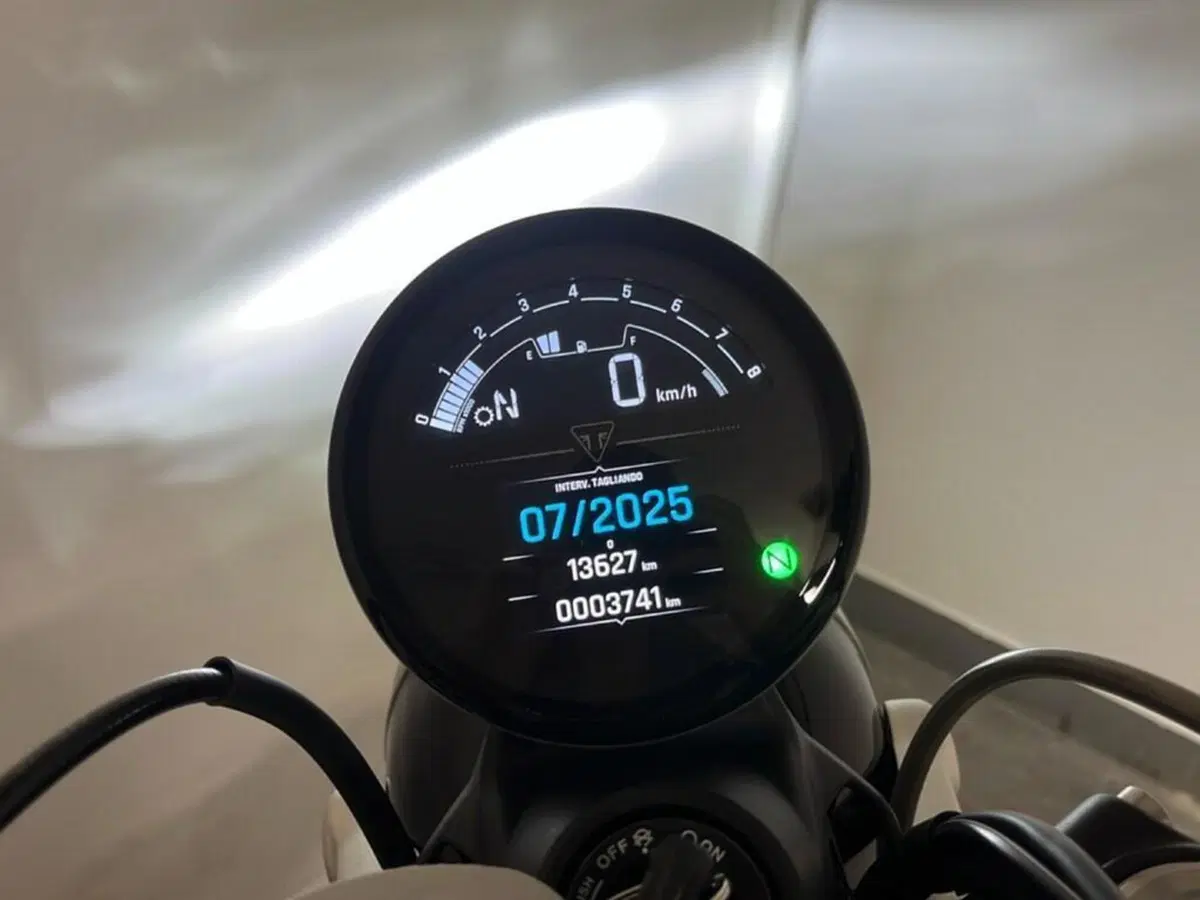 Triumph Scrambler 1200 XC (2021 - 23) (12)
