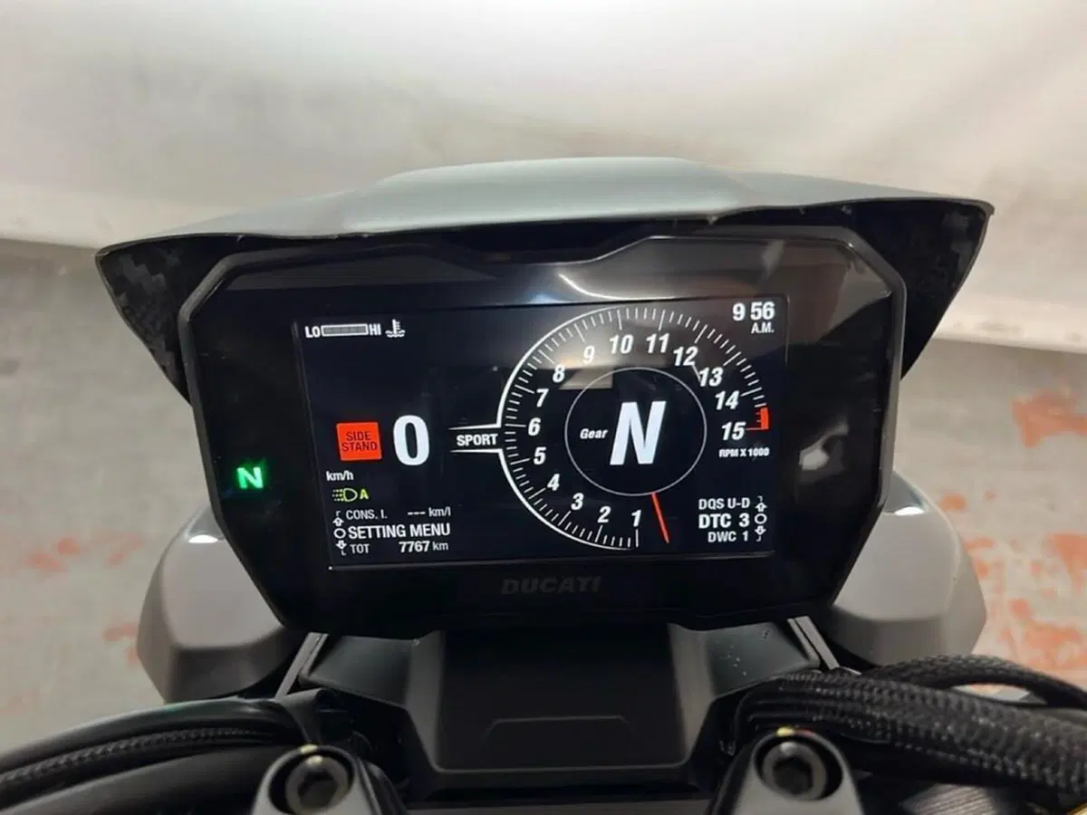 Ducati Streetfighter V4 1100 SP (2022) (10)