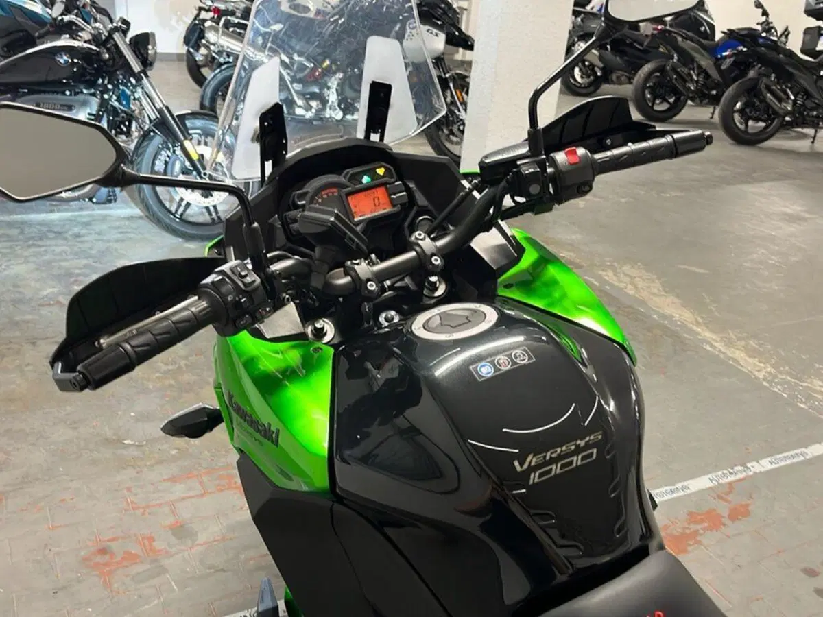 Kawasaki Versys 1000 Tourer Plus ABS (2015 - 16) (12)
