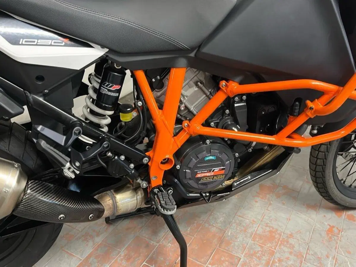 KTM 1090 Adventure R (2017 - 19) (12)