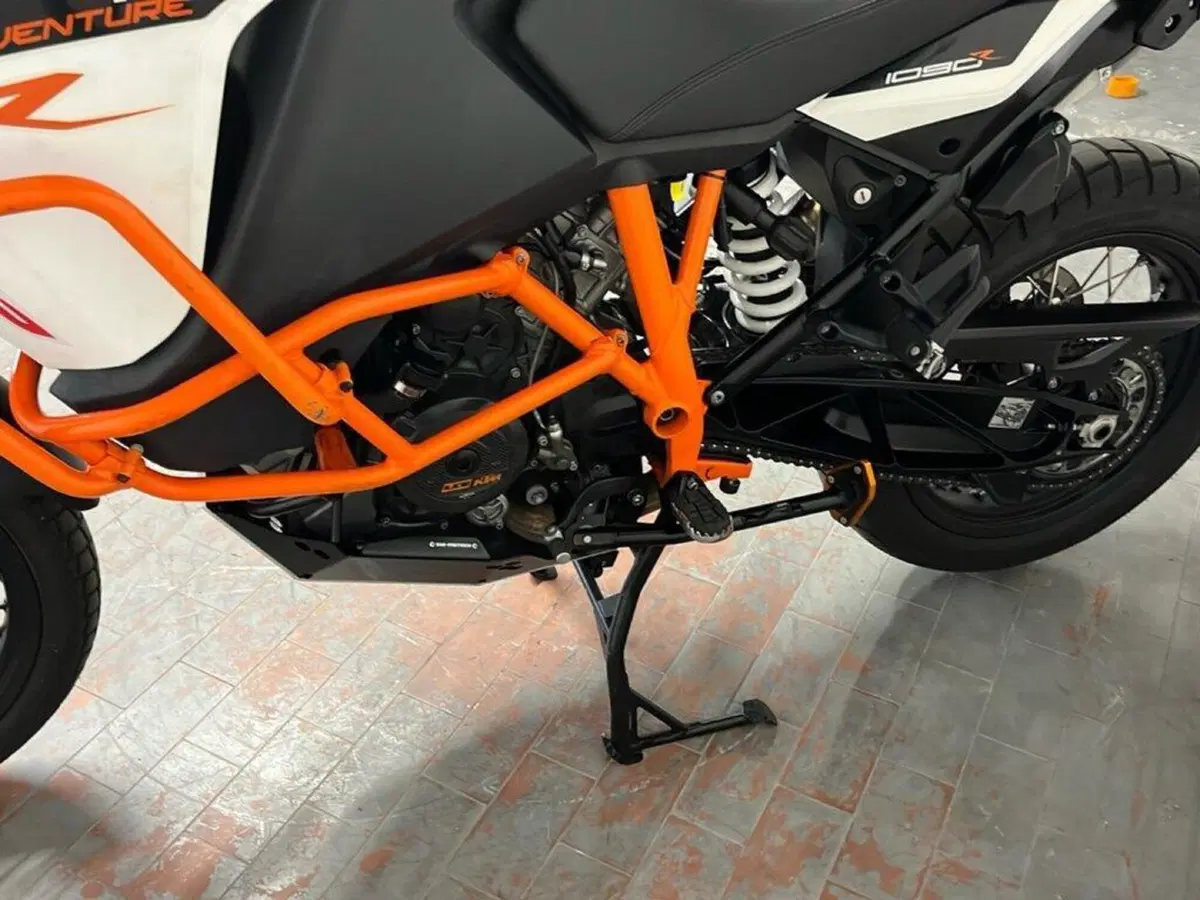 KTM 1090 Adventure R (2017 - 19) (14)