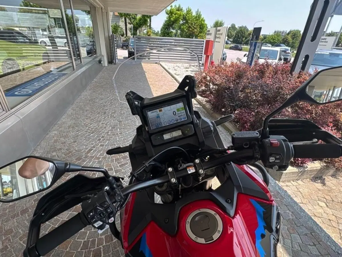 Honda Africa Twin CRF 1100L ES DCT (2024 - 26) (11)