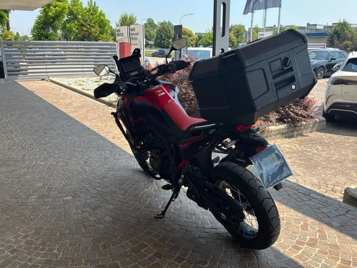 Honda Africa Twin CRF 1100L ES DCT (2024 - 26) (5)