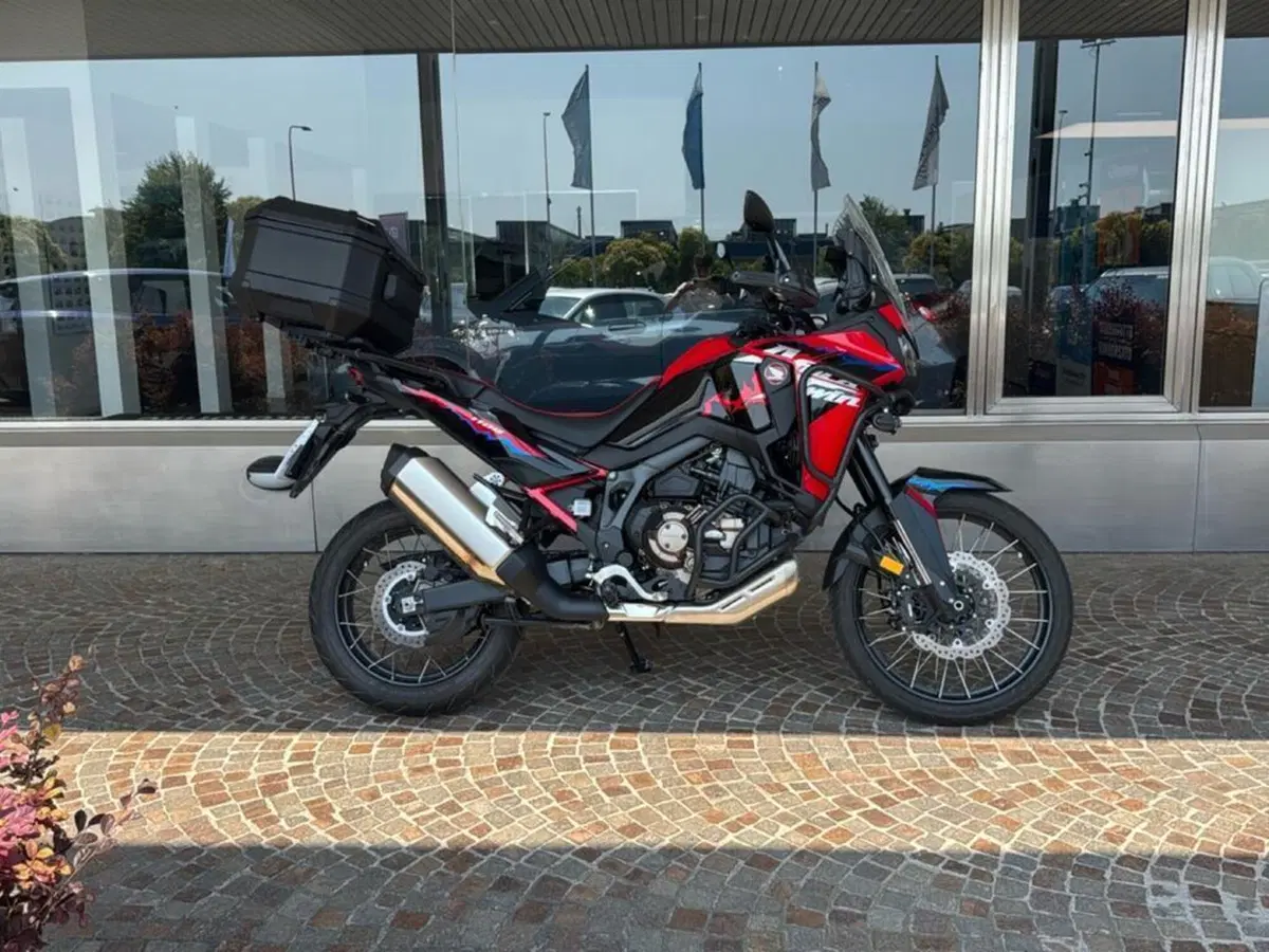 Honda Africa Twin CRF 1100L ES DCT (2024 - 26) (8)