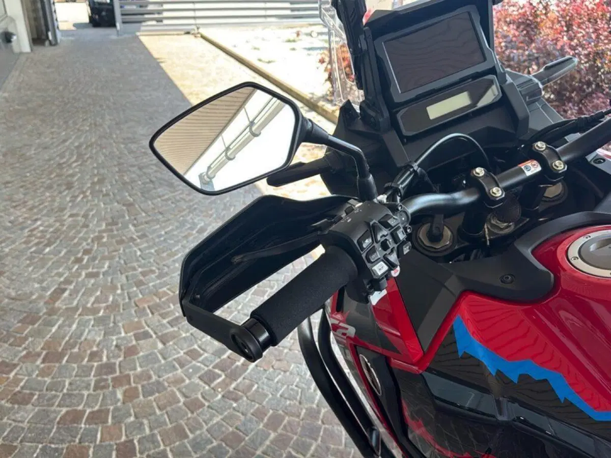 Honda Africa Twin CRF 1100L ES DCT (2024 - 26) (12)