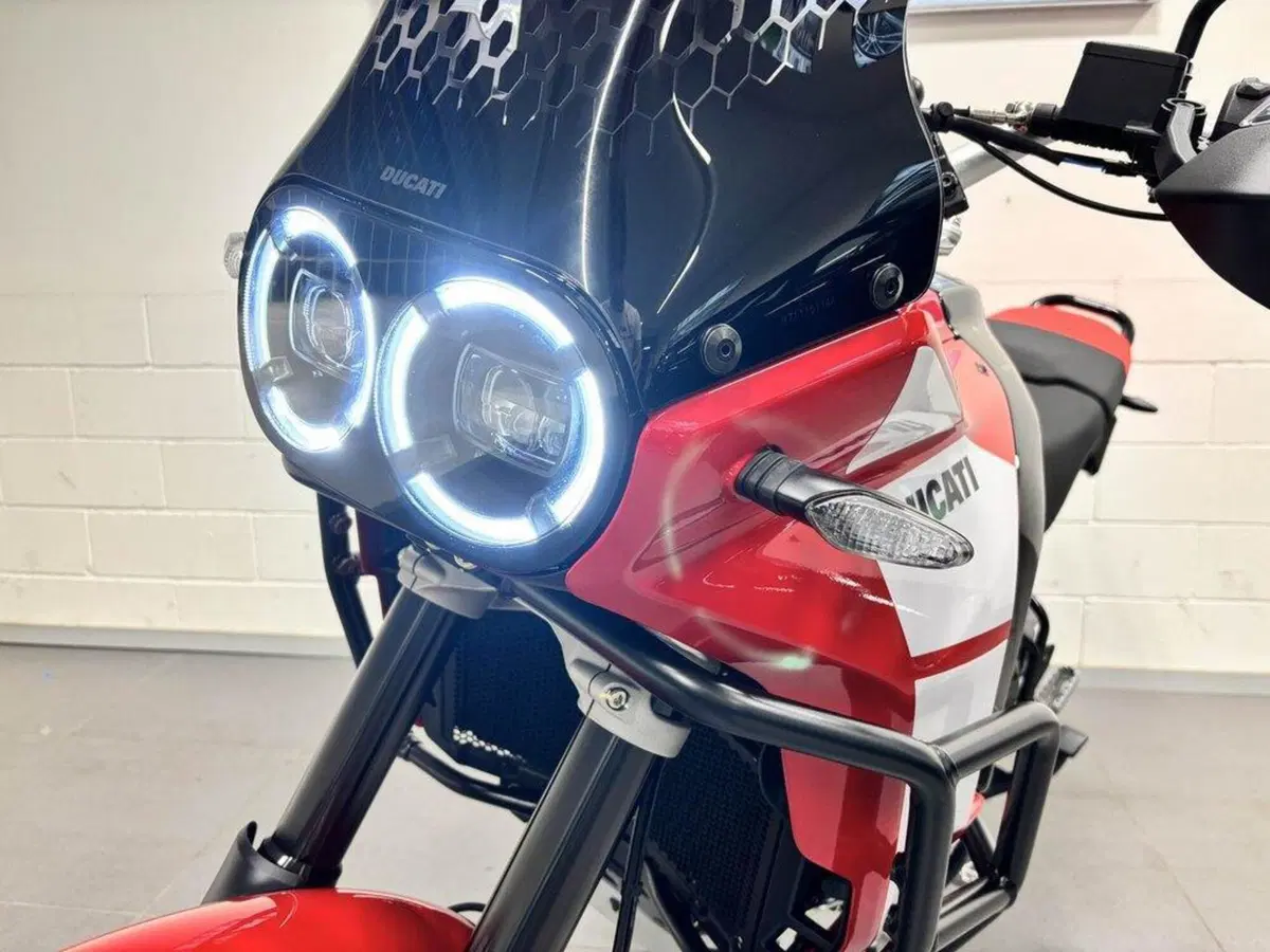 Ducati DesertX Discovery (2025) (2)