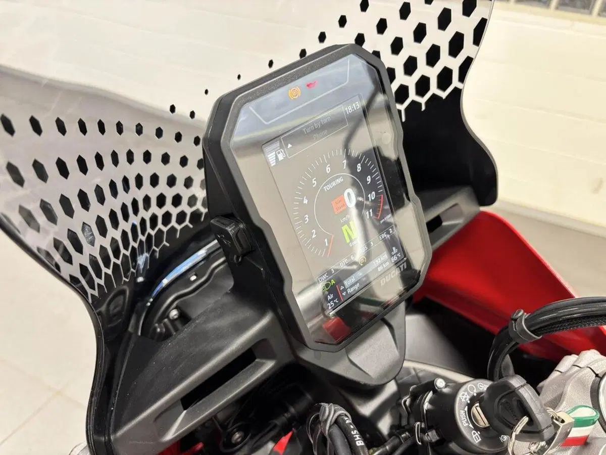 Ducati DesertX Discovery (2025) (4)