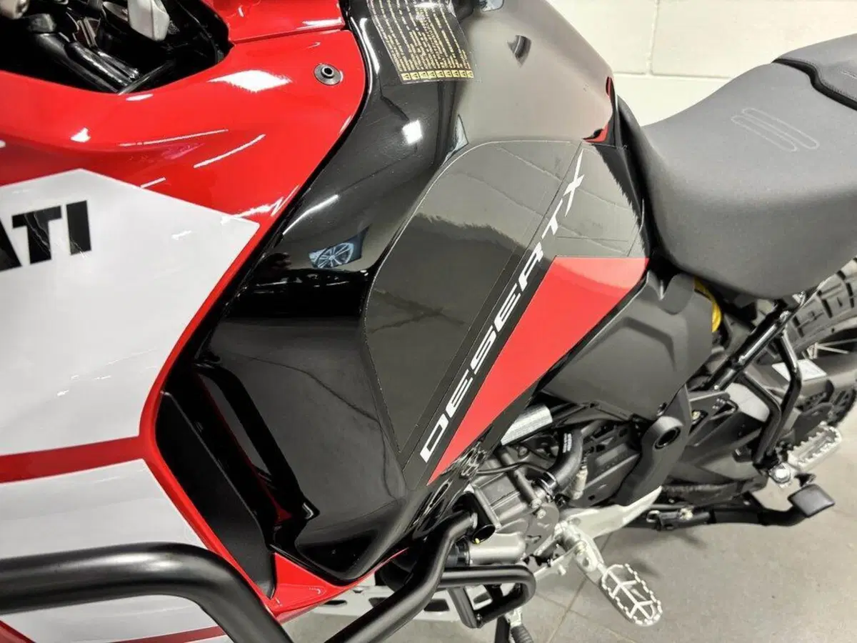 Ducati DesertX Discovery (2025) (3)