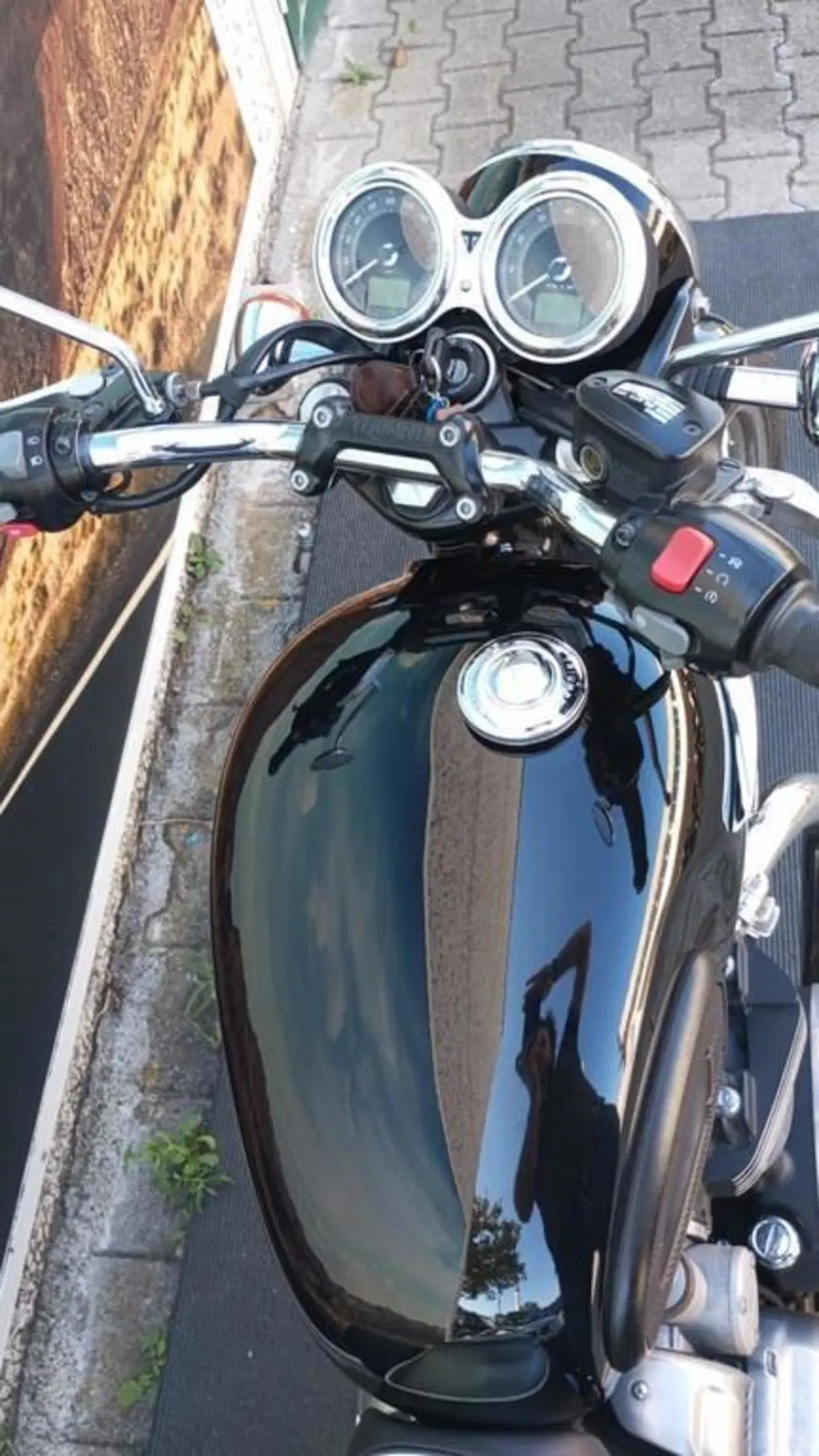 Triumph Bonneville T120 (2016 - 20) (8)