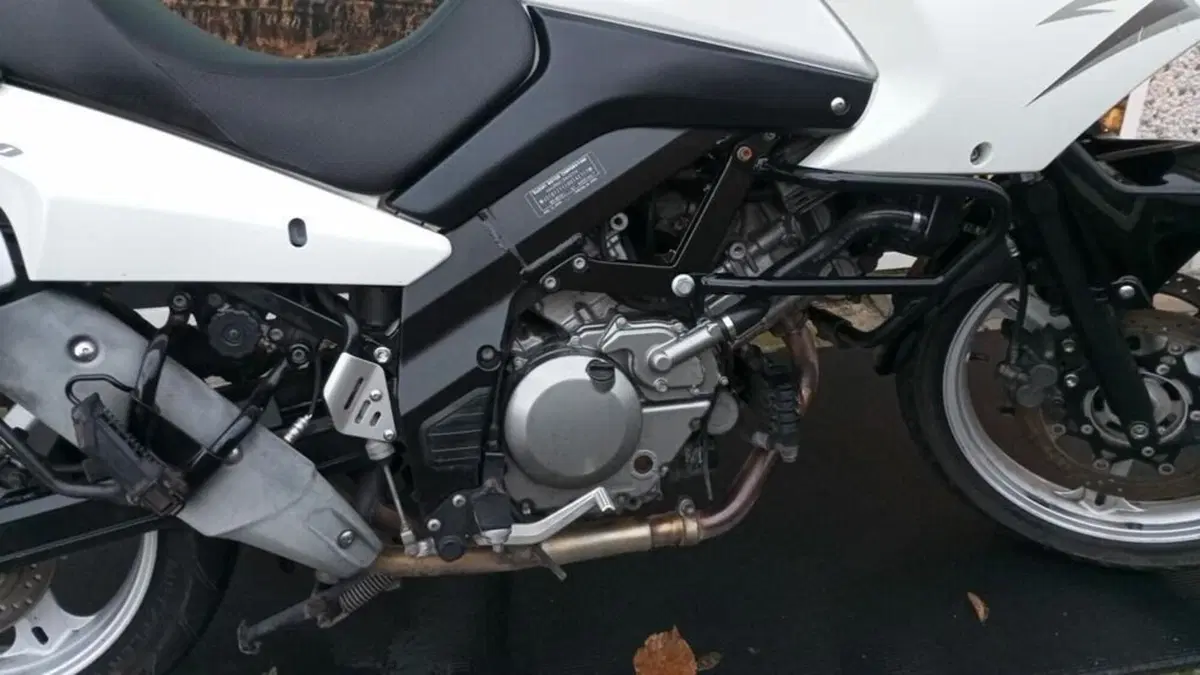 Suzuki V-Strom 650 (2008 - 11) (4)