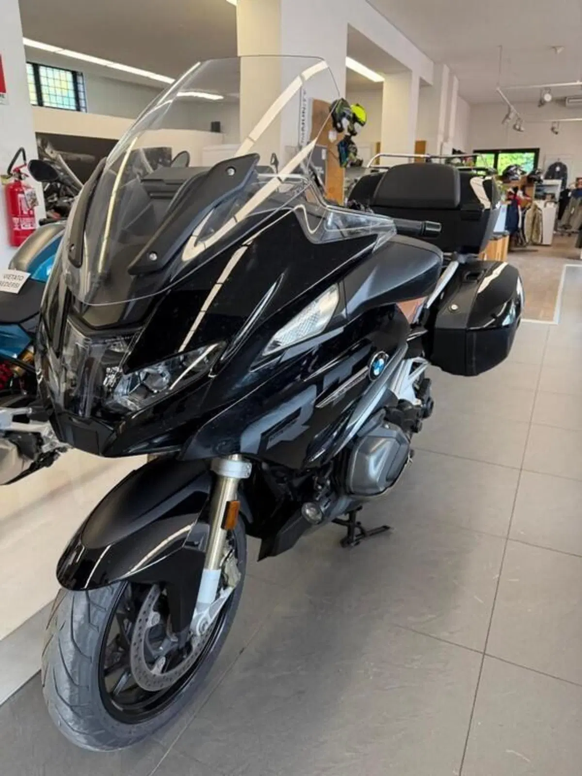 Bmw R 1250 RT (2021 - 25) (2)