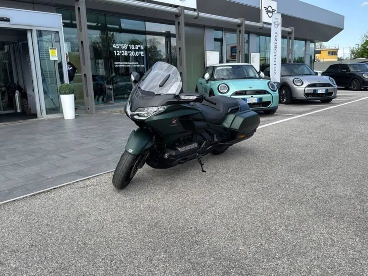 Honda GL 1800 Gold Wing DCT (2021 - 24)