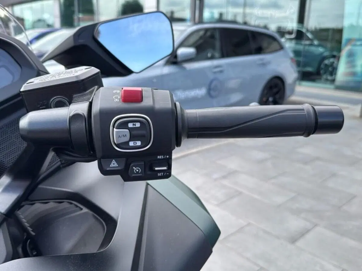 Honda GL 1800 Gold Wing DCT (2021 - 24) (10)