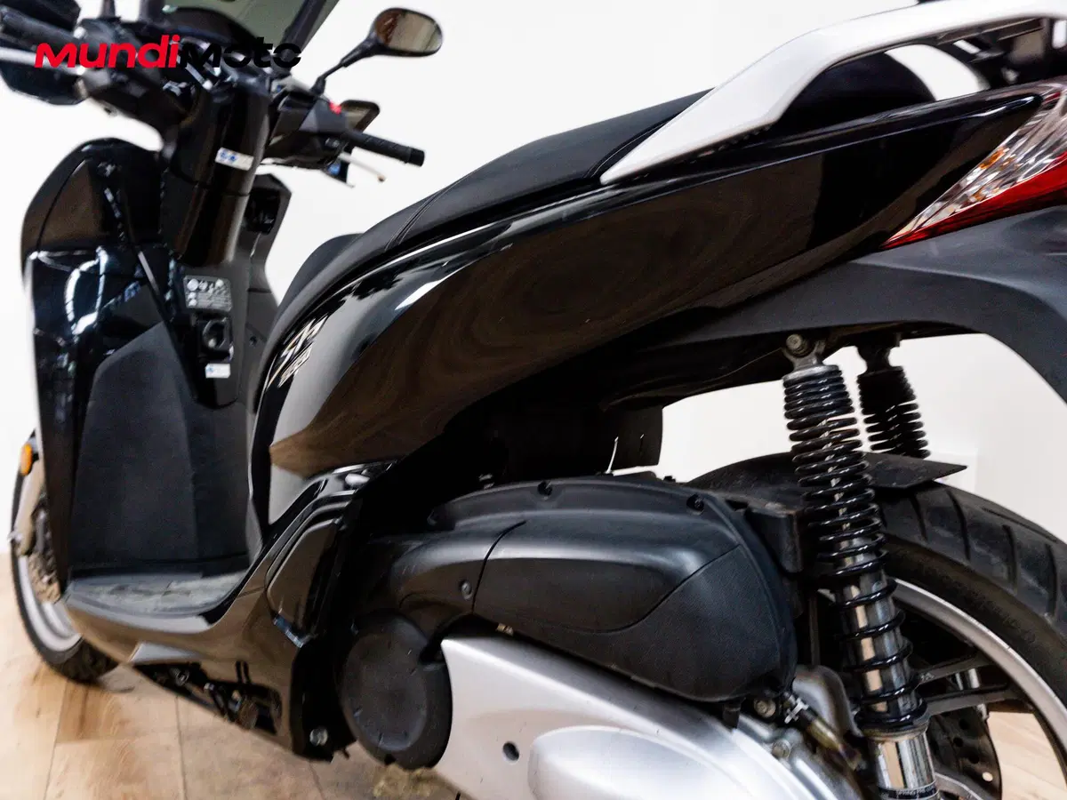 Honda SH 300 i ABS (2011 - 13) (10)