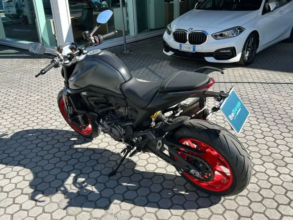 Ducati Monster 937 + (2021 - 25) (5)