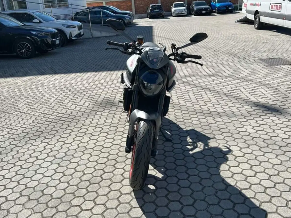 Ducati Monster 937 + (2021 - 25) (2)
