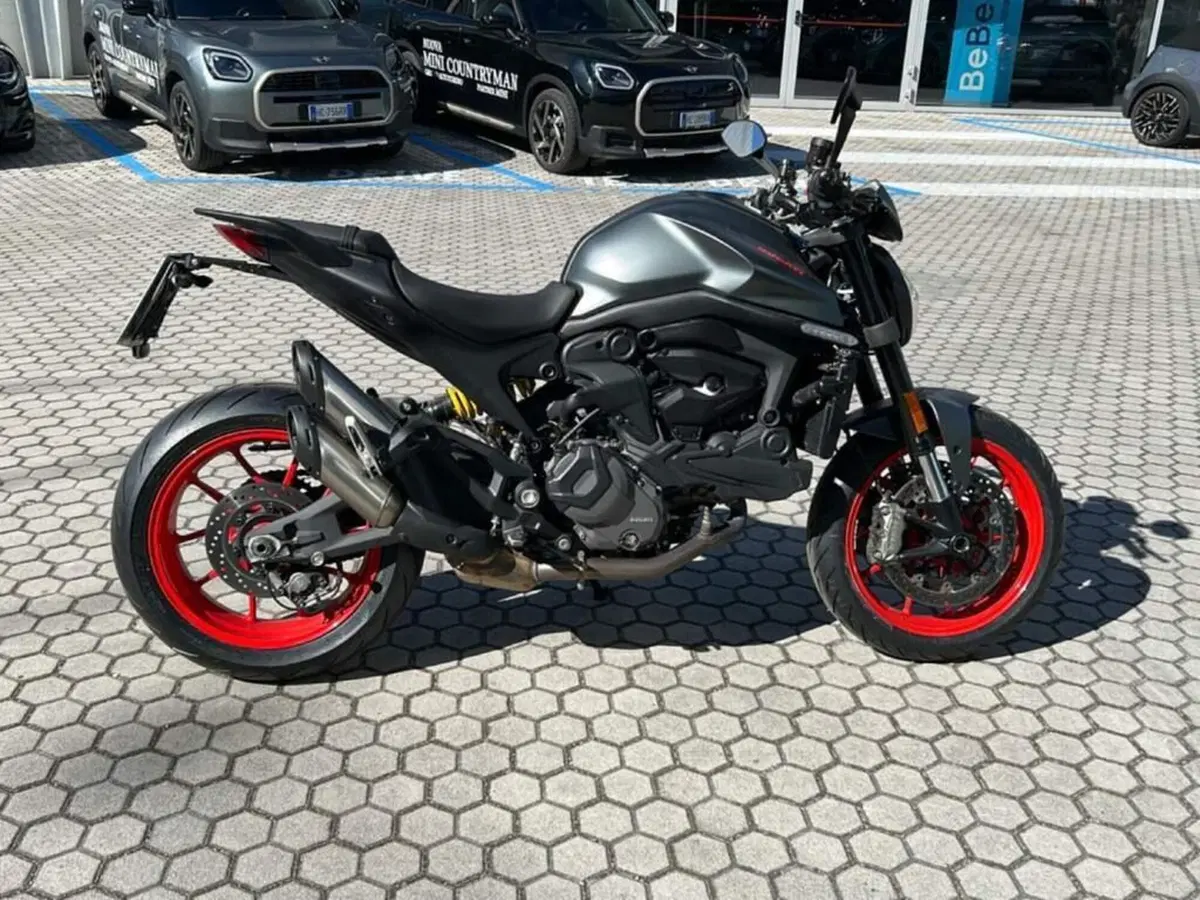 Ducati Monster 937 + (2021 - 25) (8)